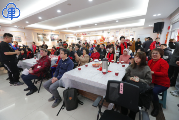 “半岛官方体育身边的邦际社会”正在野阳里社区过大年营谋胜利举办(图1)