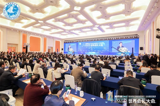 半岛官方体育交际部：邦际社会对新疆进展自有公论